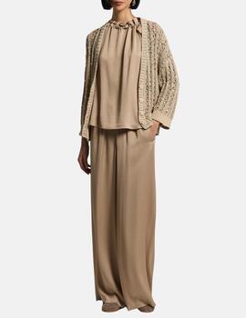 Top A08446_146 Camel