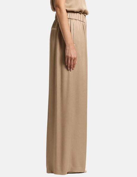 Gallery a03244 y7jk9skk